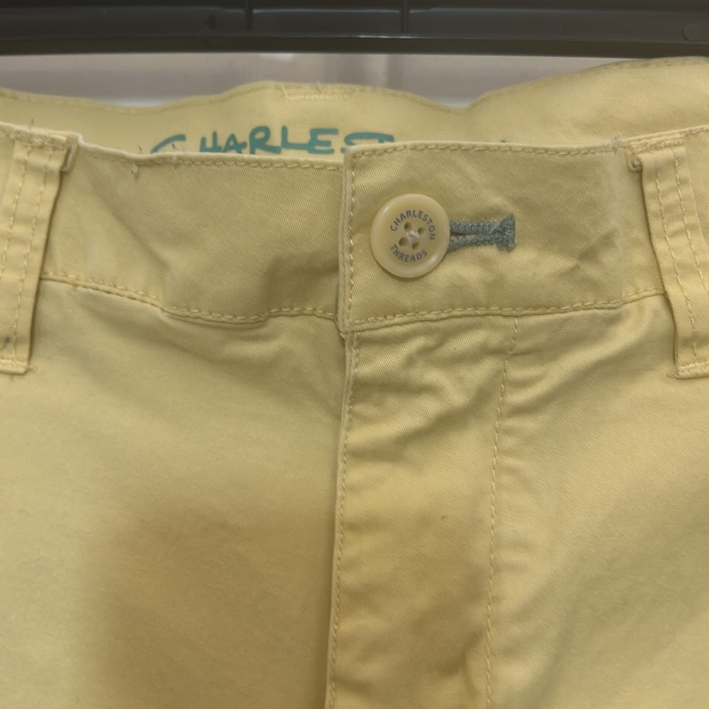 CHARLESTON THREADS Shorts - Picture 2 of 10
